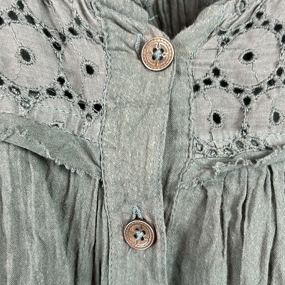 Free People embroidered button dolman sleeve boho top Small - Picture 4 of 7